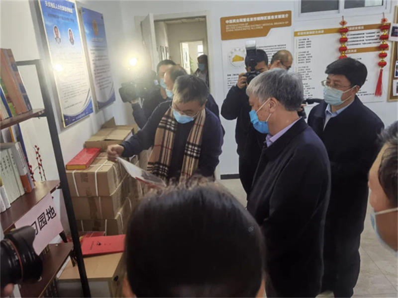 605a103dbcc80.jpg 13.jpg