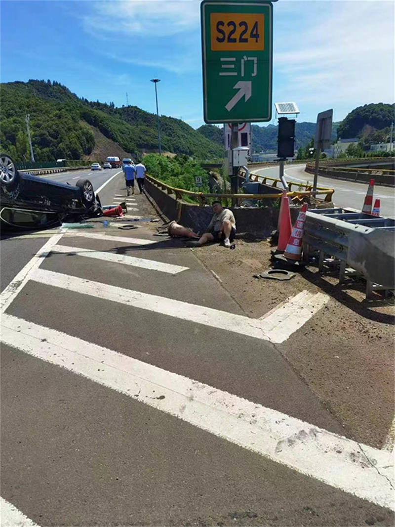 62f66254e6b33.jpg 002.jpg