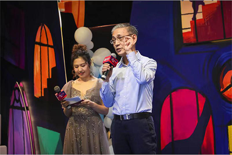 63aae5c6c0467.jpg 01.jpg