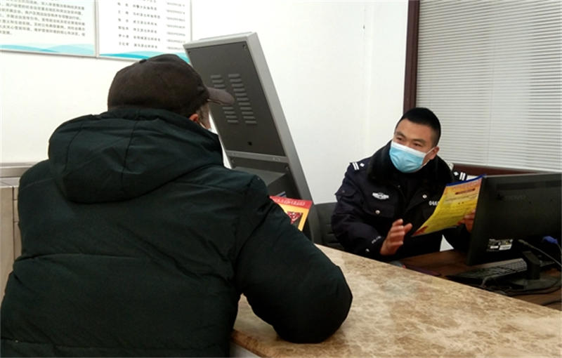 658e2cc053eb4.jpg 刘超11111111111111.jpg