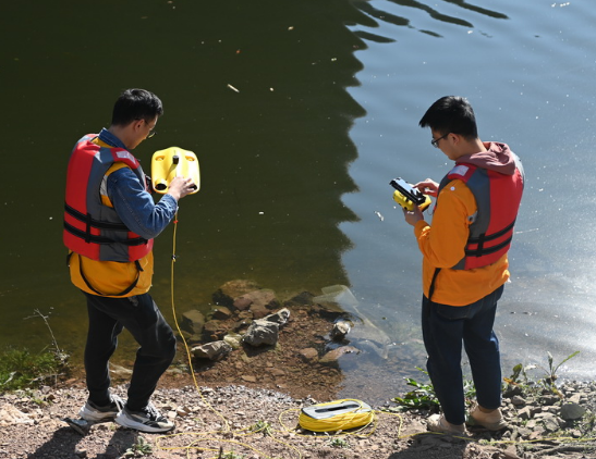 水下无人潜拍器助力春运平安