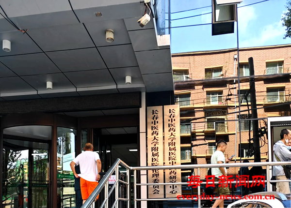 按11111111111111.png 按11111111111111.png