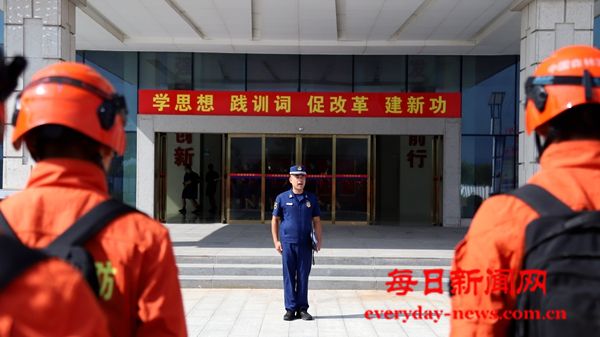 37dbc2bf00ecb130500719186c3a1cb.jpg 37dbc2bf00ecb130500719186c3a1cb.jpg