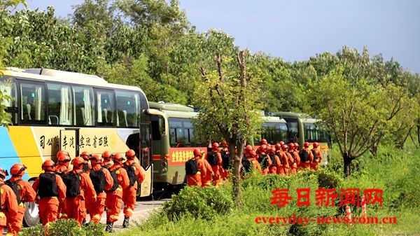 e2ffe054f6a6736e44f9a01c6382fe2.jpg e2ffe054f6a6736e44f9a01c6382fe2.jpg