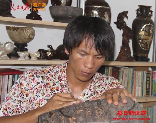 海之南丨关于椰雕的传承创新，我们和这位匠