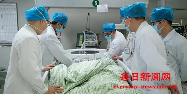 性情大变是否预示患上阿尔茨海默病