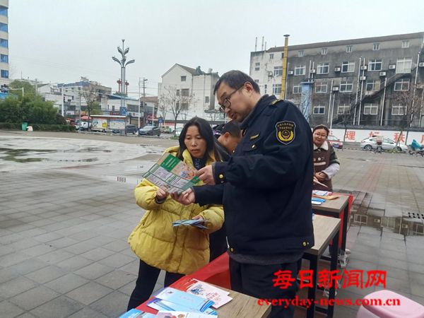 湖北省公安县斑竹垱市场监管所：优化消费环