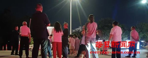 公益电影进社区，文化惠民暖人心