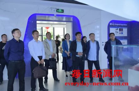 烟台高新区领导带队赴山东大学晶体材料研究