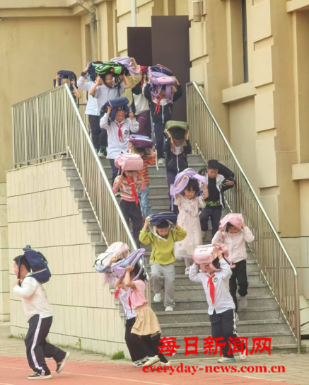 二333333333333.png 二333333333333.png