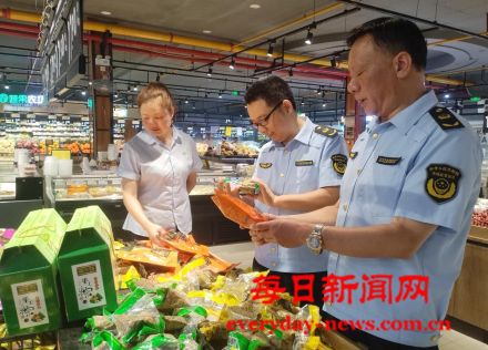 湖北省公安县藕池市场监管所：开展端午节前