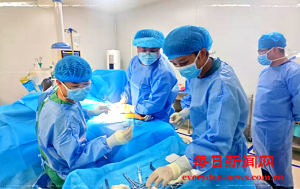 去44444444444444444.png 去44444444444444444.png