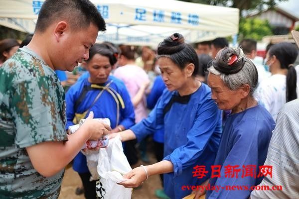 本报记者直击贵州榕江、从江抗洪一线：洪水