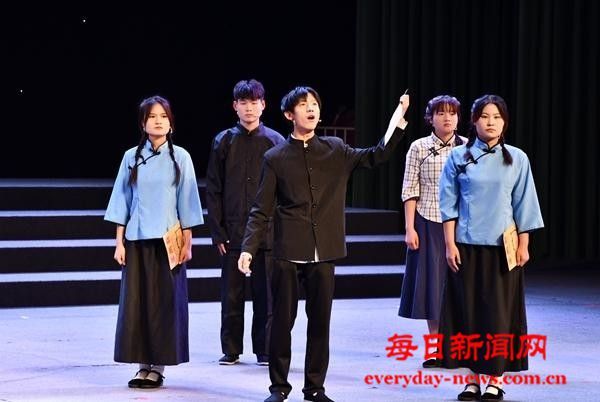 有料有趣，这群师生刷新思政课的“打开方式