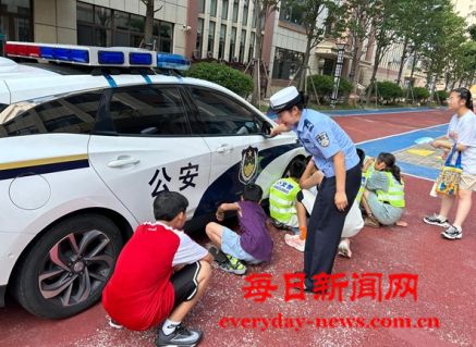 烟台交通管理支队高新区大队以安全课堂护航