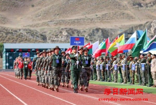 “锋刃-2025”国际狙击手射击竞赛在乌