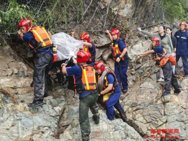 洪水退去≠安全！这些风险，需要防范→