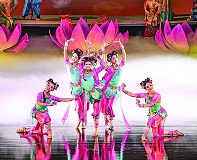 【文化中国行】舞剧《丝路花雨》焕新演出再