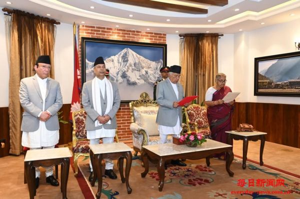 卡尔基就任临时政府总理 尼泊尔首都局势趋