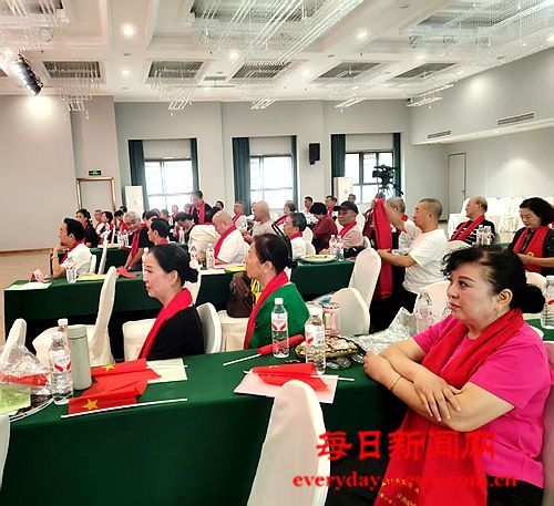 难忘1975难忘2025一场半个世纪的聚