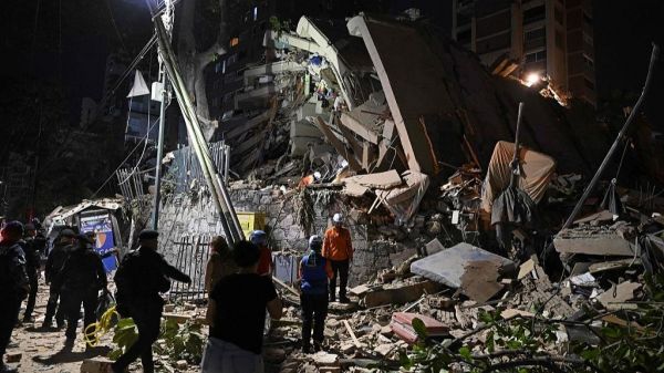 委内瑞拉强震已造成32人死亡 700人受