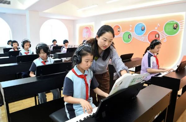 关系教师职称、待遇、培养等 未来5年有这